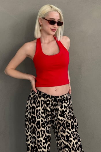 Kırmızı Halter Yaka Boyun Askılı Crop Top MG2456