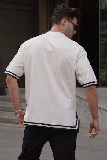 Ekru Bisiklet Yaka Şeritli Tişört 6097