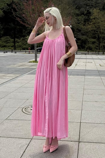 Pembe Halter Yaka Askılı Uzun Basic Kadın Elbise MG2163