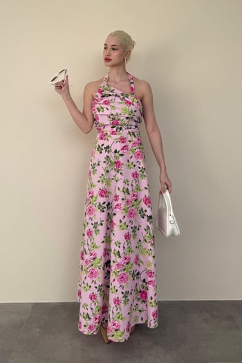 Pembe Önü Büzgülü Çiçekli Uzun Elbise MG2363