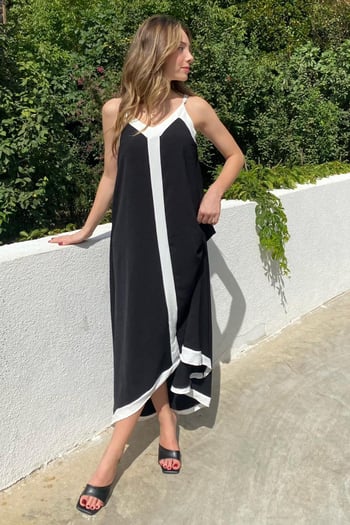 Siyah V Yaka Askılı Uzun Kadın Elbise MG2165