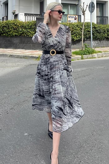 Gri Kruvaze Yaka Desenli Şifon Elbise MG2065