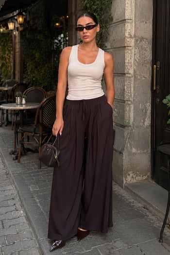 Acı Kahve Yüksek Bel Pileli Rahat Kesim Kadın Eşofman Altı MG2823