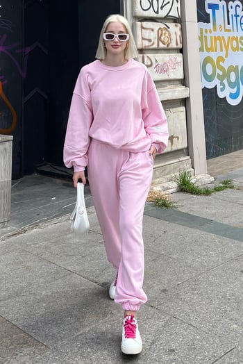 Pembe Bisiklet Yaka Arma Detaylı Kadın Eşofman Takımı MG2186