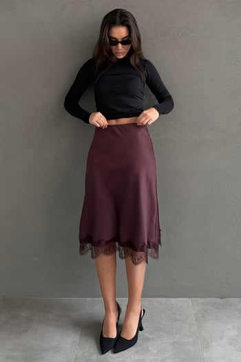 Kahverengi Dantel Detaylı Midi Boy Saten Etek MG2673 