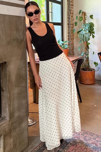 Sarı Minimal Puantiye Desen Şifon Astarlı Etek MG2821