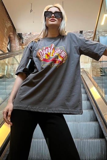 Füme Baskılı Oversize Kadın Tişört MG1836