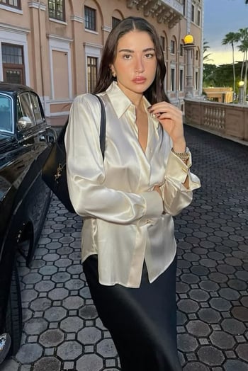 Bej Gizli Düğmeli Şık Kadın Saten Gömlek MG2675