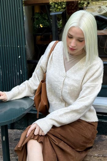 Ekru V Yaka Kadın Triko Hırka Mg2462