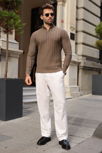 Açık Kahve Slim Fit Hakim Yaka Fermuarlı Erkek Triko Kazak E7518  