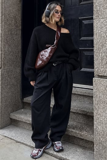 Black Oversize V Neck Sweater MG1440