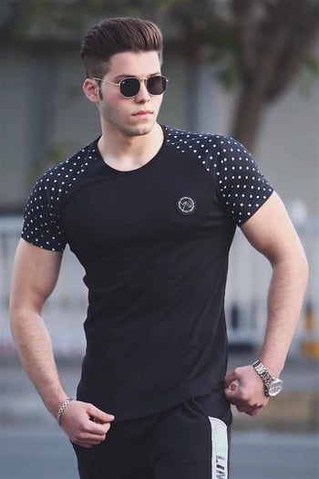 Madmext Black Basic T-shirt for Men  3011