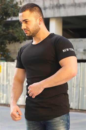 Madmext Black T-shirt for Men 4102