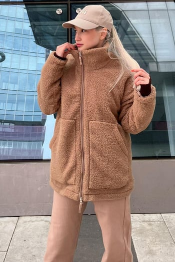 Bej Oversize Fermuarlı Polar Kadın Mont MG2607