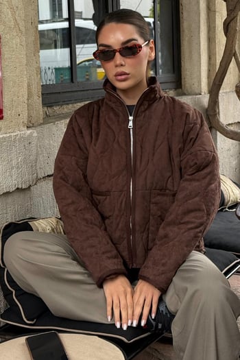 Acı Kahverengi Dik Yaka Kapitone Kadın Mont MG2568