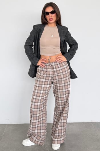 Bej Lastikli Bel Geniş Paça Ekose Pantolon MG2658