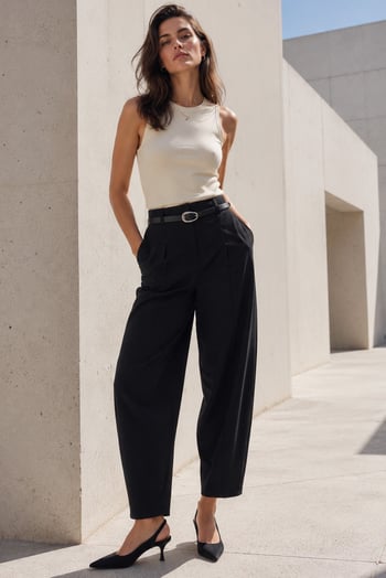 Siyah Modern Kesim Kemerli Yüksek Bel Bol Paça Kumaş Pantolon MG2618