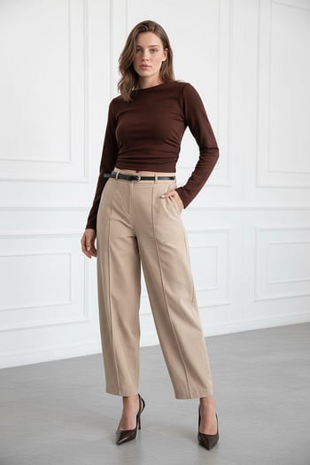 Bej Modern Kesim Kemerli Yüksek Bel Bol Paça Kumaş Pantolon MG2618