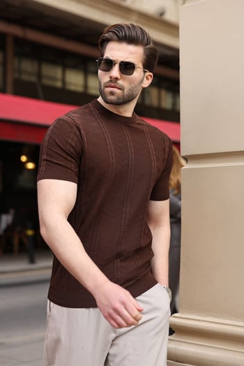 Kahverengi Bisiklet Yaka Slim Fit Triko Erkek Tişört E7466
