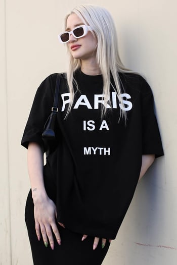 Siyah Paris Baskılı Kadın Tişört MG1654