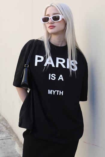 Siyah Paris Baskılı Kadın Tişört MG1654