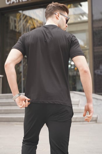 Siyah Regular Fit Yama Cepli Erkek Tişört 6102