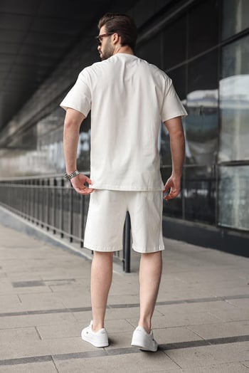 Beyaz Erkek Şort T-shirt Takım E7347