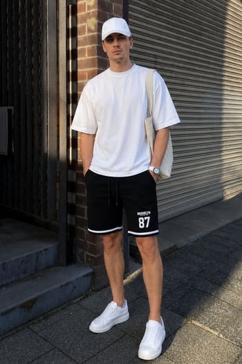 Madmext Men Regular Fit Black Shorts 5405