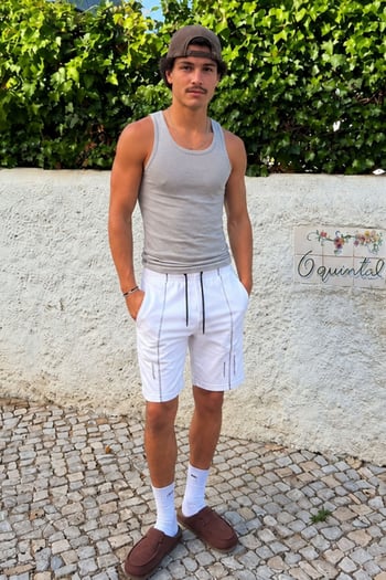Madmext White Capri Shorts 4849