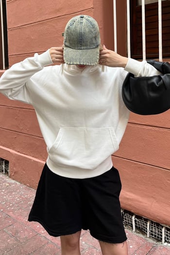 Ekru Kapüşonlu Oversize Cepli Sweatshirt MG2207