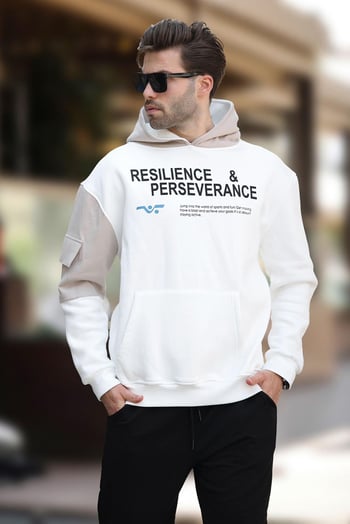 Ekru Kapüşonlu Cep Detaylı Baskılı Erkek Sweatshirt 7058