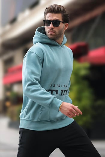 Mavi Kapüşonlu Baskılı Cep Detaylı Sweatshirt E7076