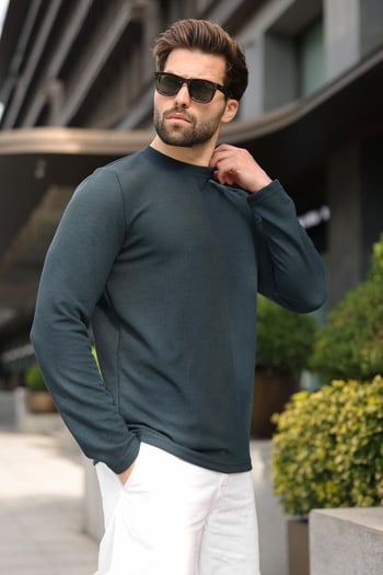 SWEATSHIRT