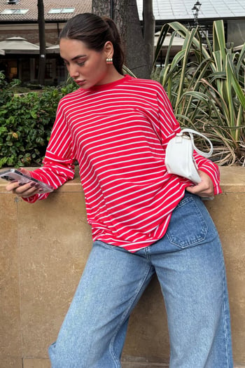 Kırmızı Çizgili  Sweatshirt MG980