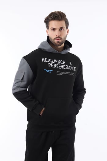 Siyah Kapüşonlu Cep Detaylı Baskılı Erkek Sweatshirt 7058
