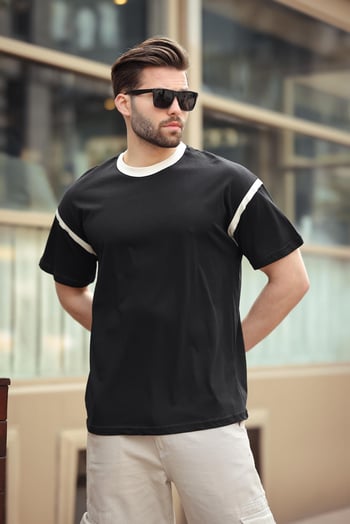 Madmext Siyah Bisiklet Yaka Regular Fit Erkek T-shirt E7126