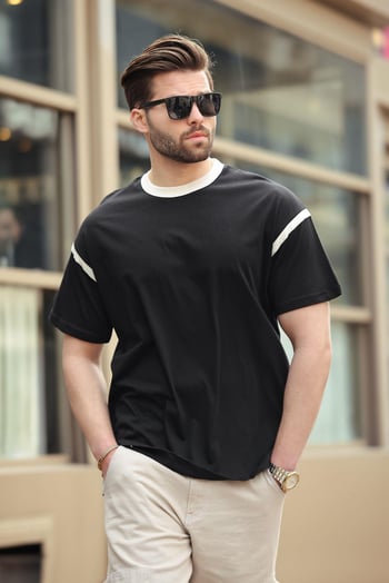 Madmext Siyah Bisiklet Yaka Regular Fit Erkek T-shirt E7126