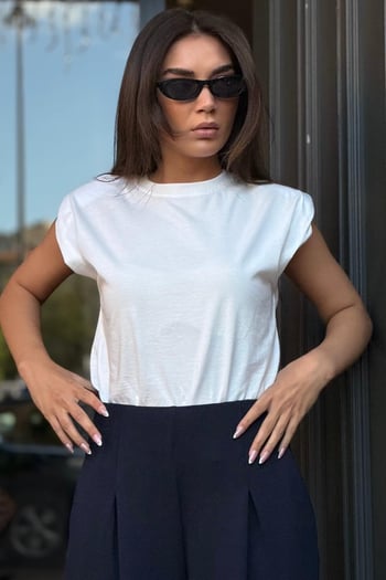 Beyaz Vatkalı Basic Tişört MG2809