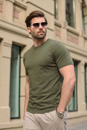 T-SHIRT