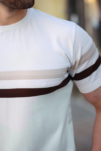 Madmext Beyaz Bisiklet Yaka Çizgili Erkek T-shirt E7412