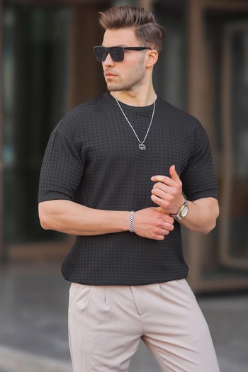 Madmext Men Black T-shirt 5685