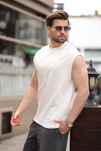 Ekru Kolsuz %100 Pamuklu Basic Erkek T-shirt E7137