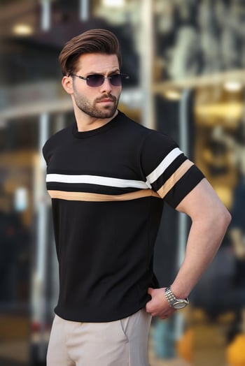Madmext Siyah Bisiklet Yaka Çizgili Erkek T-shirt E7412
