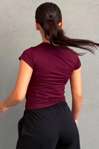 Bordo Basic Slim Fit Kadın Tişört MG2818 