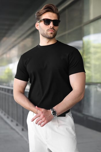 Siyah Bisiklet Yaka Regular Fit Erkek Tişört E7188