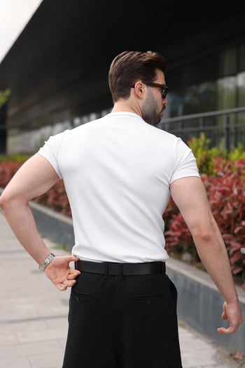 Beyaz Yarım Düğmeli Slim Fit Erkek Tişört E7186