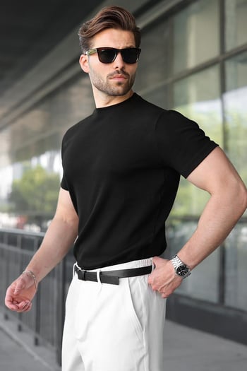 Siyah Bisiklet Yaka Regular Fit Erkek Tişört E7188