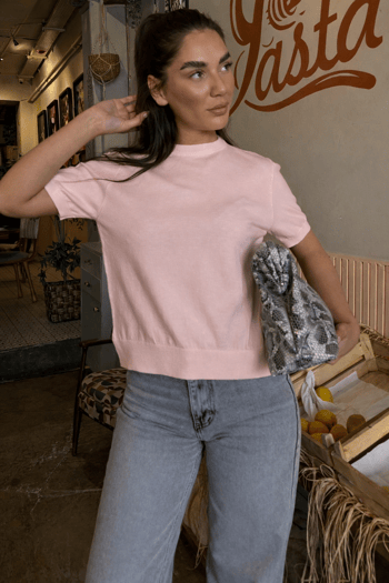 Pembe Bisiklet Yaka Kadın Triko Tişört MG2703