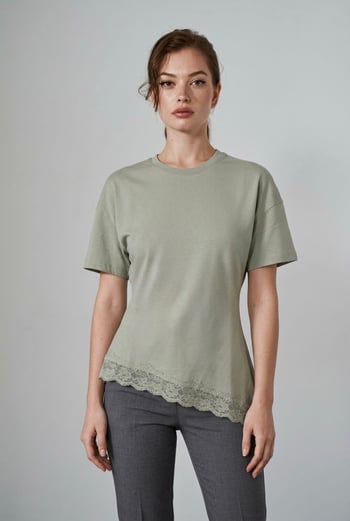 Mint Yeşili Dantel Detaylı Belden Oturtmalı Asimetrik Kadın Tişört MG2719