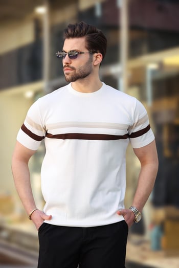 Madmext Beyaz Bisiklet Yaka Çizgili Erkek T-shirt E7412
